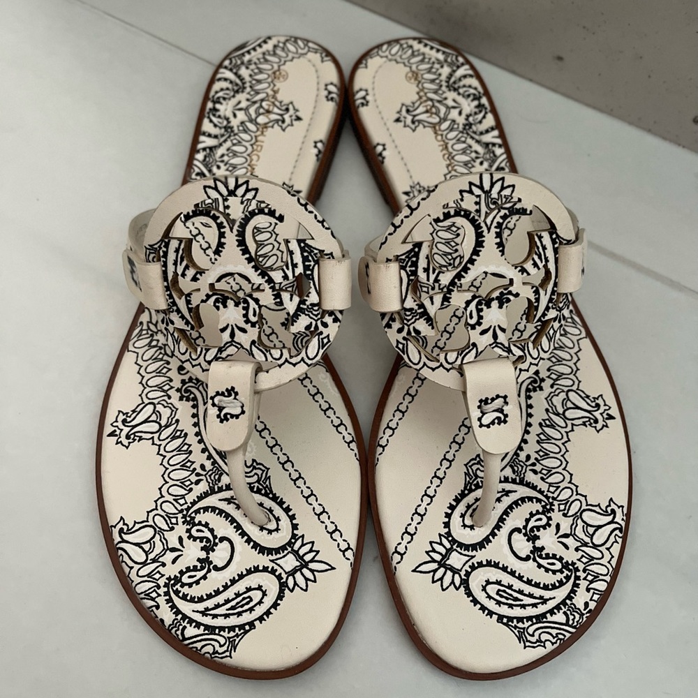 RARE Tory Burch Paisley Millers